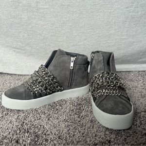 Kendall + Kylie, Women's Duke Suede & Chain Trim Sneakers, 6